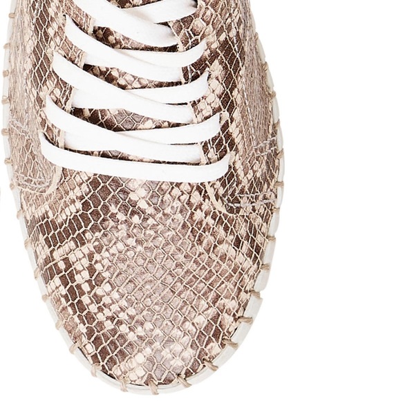 André Assous Iris Leather Sand Snake Sneaker - Size 7 (37EU) - Like New - Picture 2 of 13